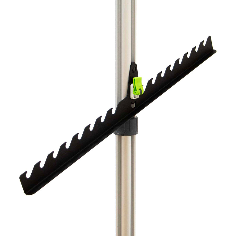 TRIGA_Go_Waterfall_Hanger_Kit_Parts_close_up_hanger_and_pole