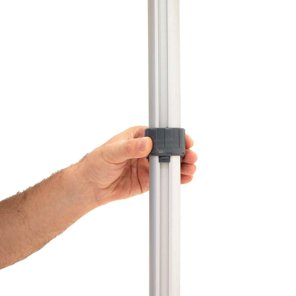 Triga-Go-Displays-hardware-pole-detail